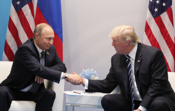 Песков: Твит Трампа о кибербезопасности не отразится на отношениях с Путиным