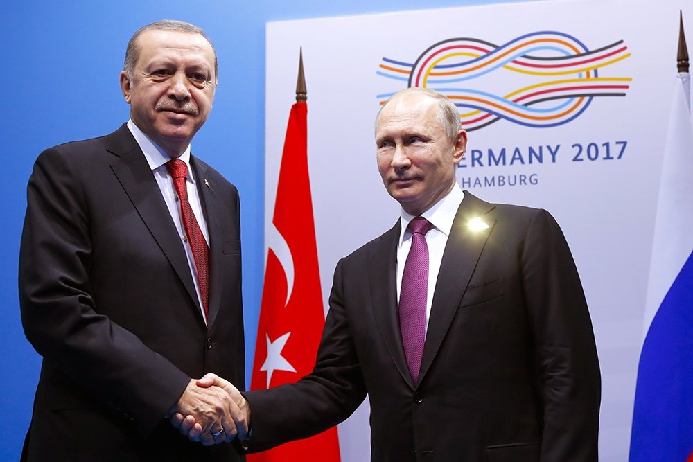 Путин похвалил Эрдогана за позицию по Сирии