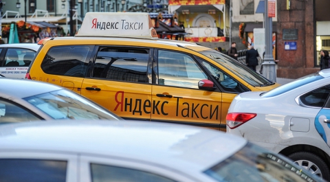Uber не будет менять тарифы после объединения с "Яндекс.Такси"