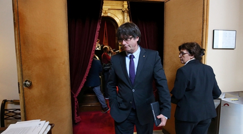 Правительство Каталонии экстренно заседает после обысков и задержаний
