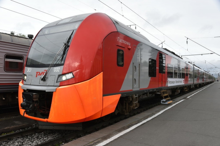 Поезда «Ласточка» соединили Петрозаводск и Великий Новгород