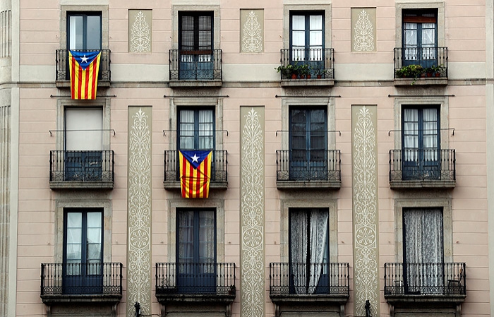 Правительство Каталонии отказалось признавать свое отстранение от власти