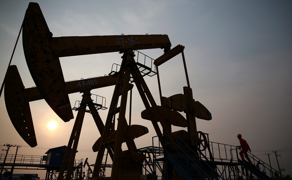 Цена нефти Brent превысила $60 за баррель впервые с июля 2015 года