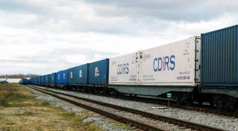 РЖД Логистика организовала отправку грузов в Китай ускоренным поездом в рефконтейнерах