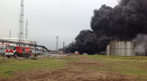 Открытое горение на заводе "Лукойл" в Кстове ликвидировано спустя три часа