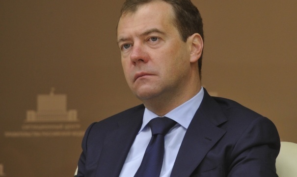 Медведев: десять регионов получат субсидии для многодетных матерей