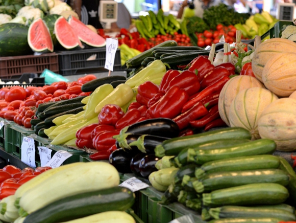 Россия завершила октябрь с продовольственной инфляцией