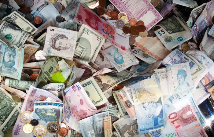 Минфин России закупит в декабре рекордный объем валюты