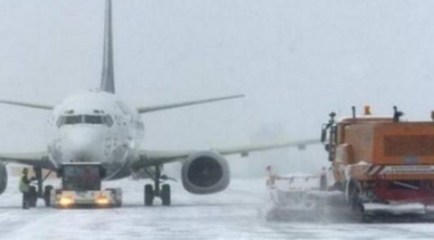 Из-за снежной бури в США «Аэрофлот» задерживает рейсы в Нью-Йорк