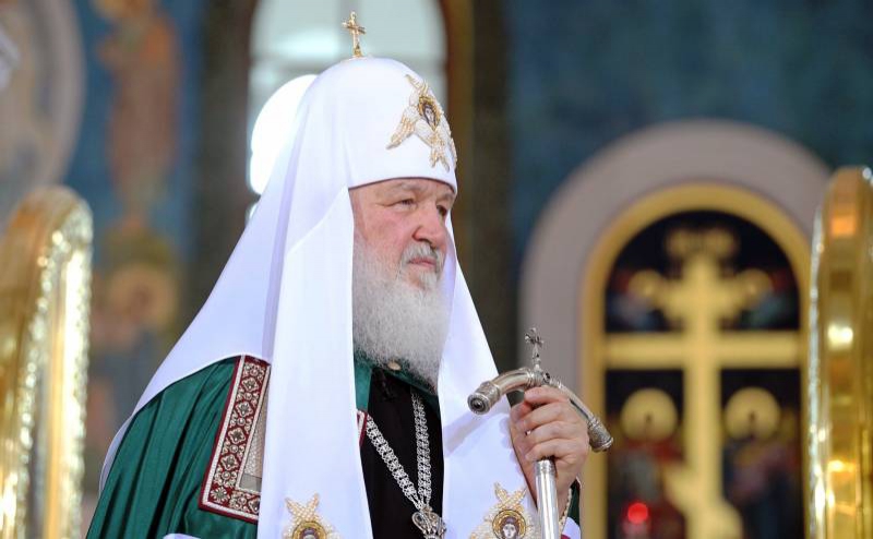 Патриарх призвал к борьбе с расслоением общества на богатых и бедных