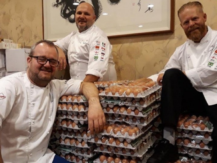 Олимпийцы Норвегии теперь с яйцами — им по ошибке доставили их 15 тысяч