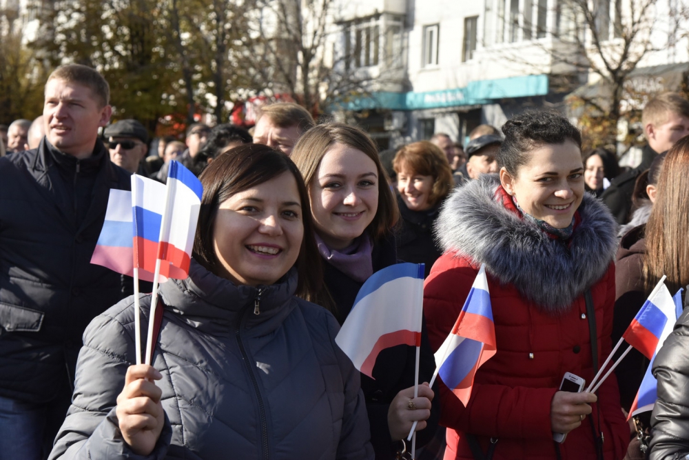 ВЦИОМ: Доля счастливых россиян за последние 27 лет увеличилась вдвое