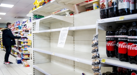 «Эмма» опустошила полки в британских супермаркетах