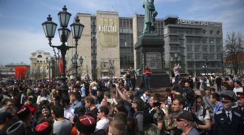 Полиция Москвы сообщила о задержании 300 человек на несогласованной акции