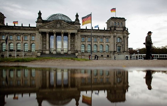 Немецкие политики возмущены действиями посла США в ФРГ
