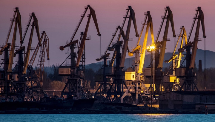 Украина обсуждает с Западом санкции против российских портов
