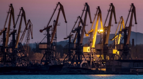 Украина обсуждает с Западом санкции против российских портов
