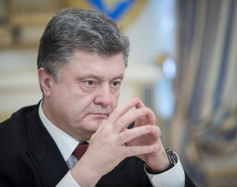 Порошенко заявил, что РПЦ «нечего делать» на Украине  Прослушать материал
