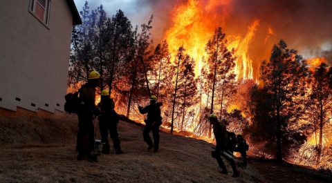В США заявили о локализации смертоносного пожара в Калифорнии