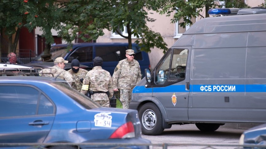 ФСБ рассказала о ряде предотвращенных в октябре реальных нападений на школы