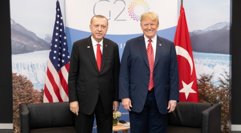 Звонок Трампа заставил Эрдогана отложить операцию против курдов в Сирии