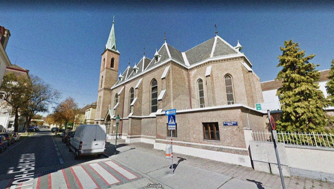 Россияне не пострадали при нападении на церковь в Вене