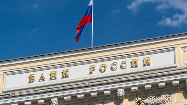 Банк России с 1 февраля возобновит отложенные покупки валюты на внутреннем рынке