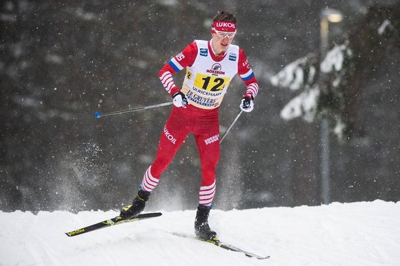Александр Большунов стал вторым в скиатлоне на чемпионате мира