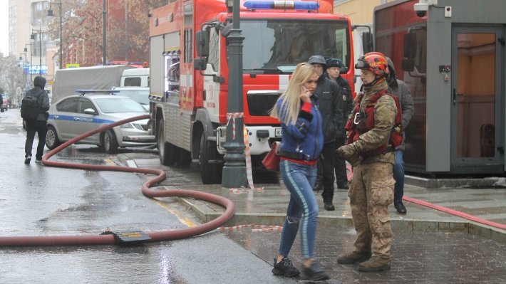 В СКР опровергли девятую жертву пожара в доме на Никитском