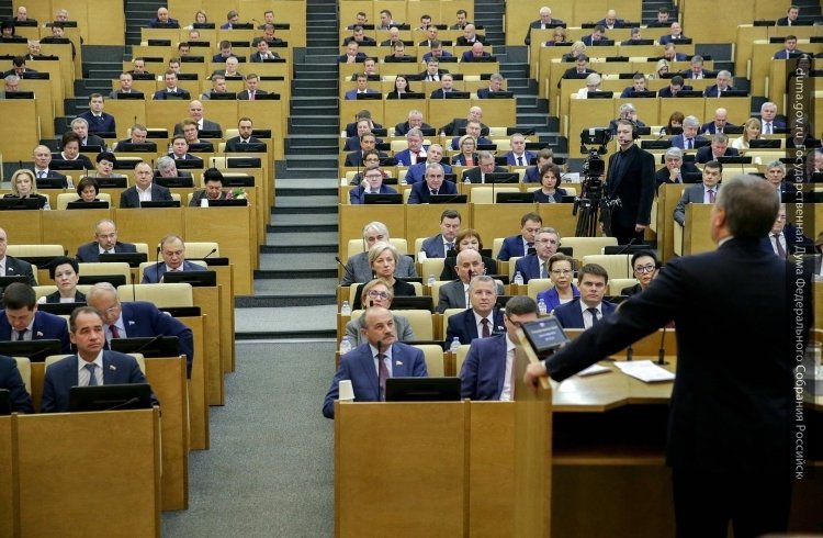В Госдуму внесут проект о штрафах для чиновников за неуважительные высказывания о россиянах