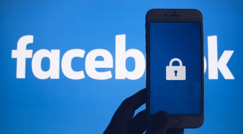 Facebook призналась в хранении паролей пользователей в незашифрованном виде