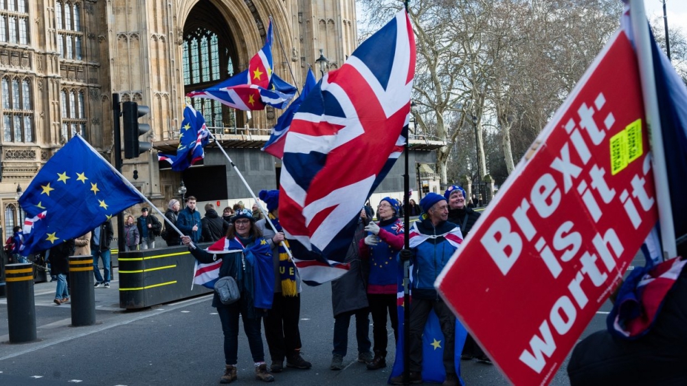 Британские власти отвергли петицию с требованием отменить Brexit