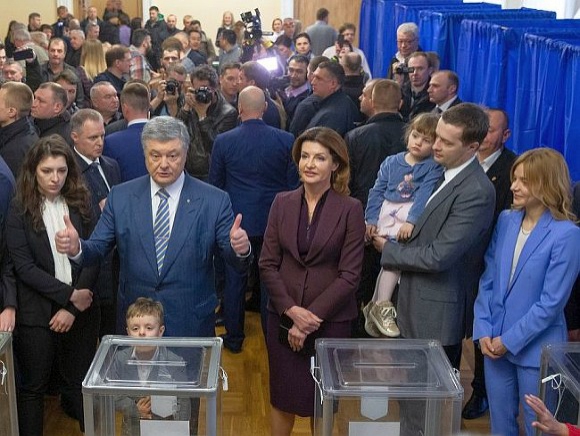 Президента Украины выбрали более 45% граждан, но есть нарушения