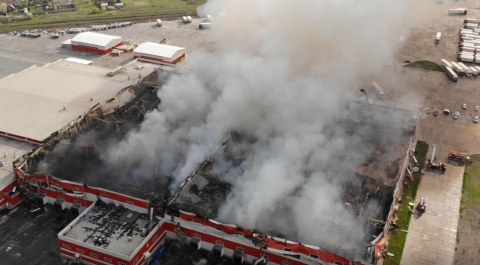Масштабы пожара на складе «Магнита» под Воронежем показали с высоты