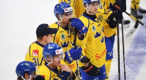 Сборная России уступила Швеции в матче Еврохоккейтура