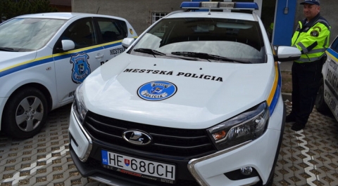 Lada Vesta SW Cross поступила на службу в полицию Словакии