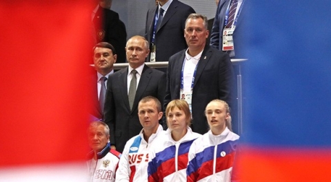 Путин встал во время гимна Украины на Европейских играх
