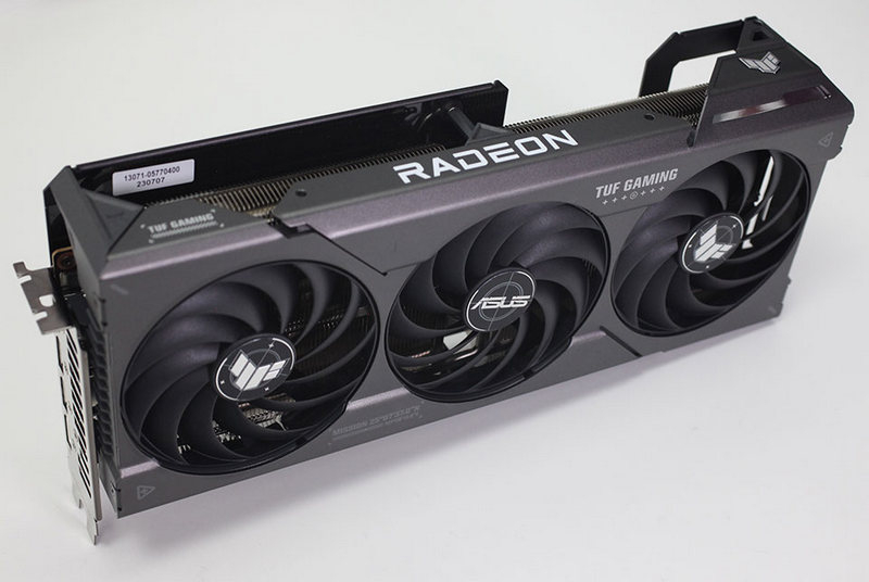 Вышли обзоры Radeon RX 7700 XT — видеокарта, в которой нет смысла на фоне Radeon RX 7800 XT