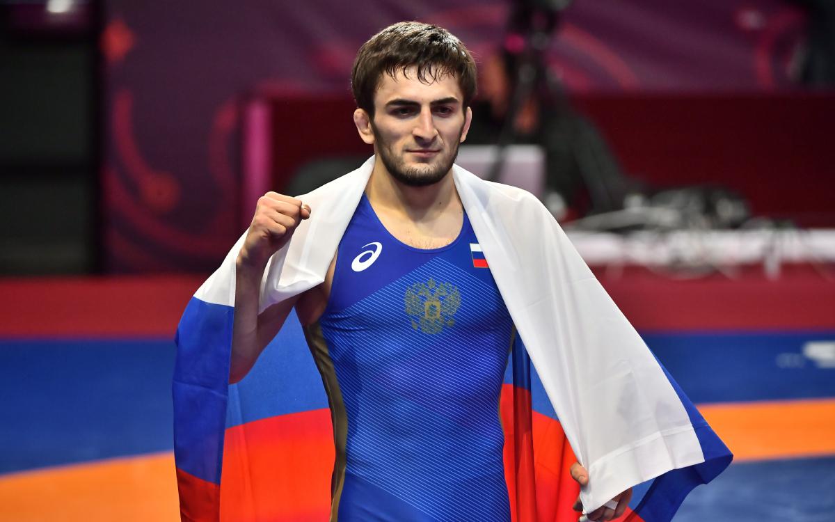 Российский борец победил украинца в четвертьфинале чемпионата мира
