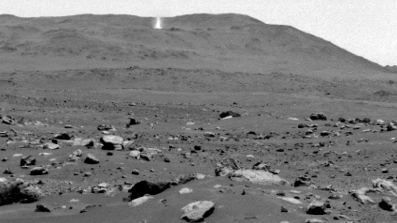 Марсоход Perseverance снял на видео огромный марсианский пылевой вихрь