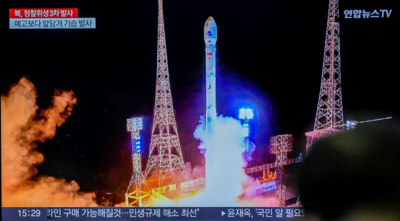 Северная Корея вывела на орбиту спутник-шпион размером с холодильник — это первый успешный пуск с 2016 года
