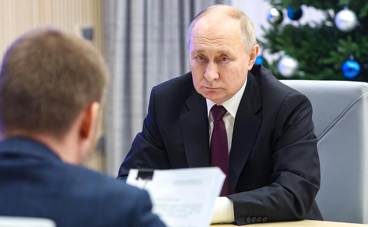Путин приехал в ЦИК и сдал документы для регистрации на выборах
