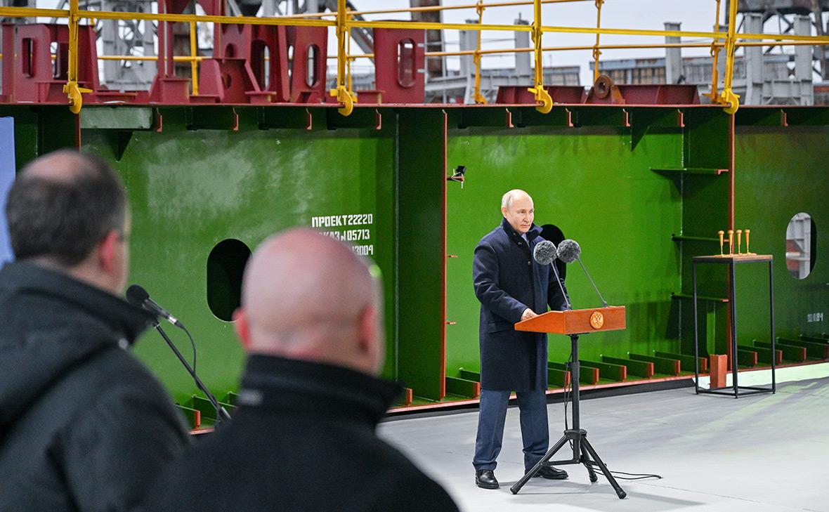 Путин анонсировал строительство атомного ледокола «Сталинград»