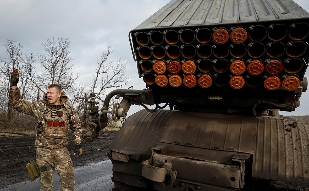 FT узнала об угрозе задержки поставок оружия на Украину из-за Германии