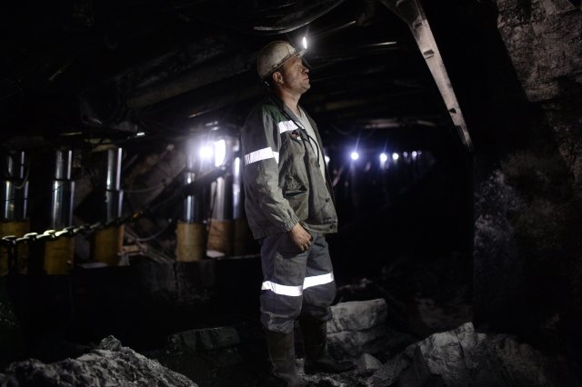 Горняков шахты «Таштагольская» эвакуировали из-за горного удара в Кузбассе