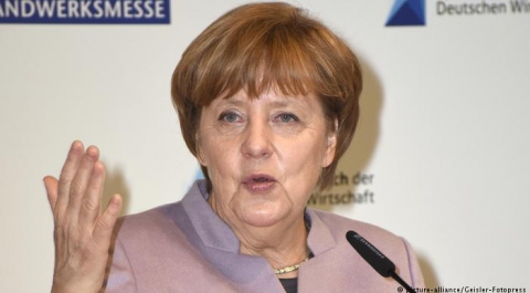 Баварский премьер сообщил дату визита Меркель в Москву
