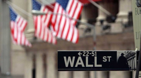 Инвесторы бегут из фондового рынка США