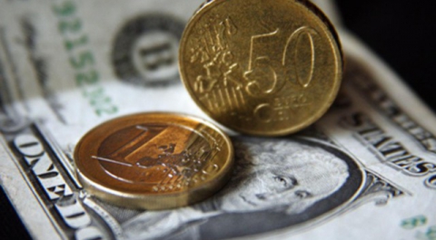 Евро впервые с февраля превысил 65 рублей
