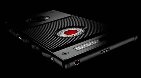 Производитель кинокамер RED создаёт смартфон с «голографическим» дисплеем