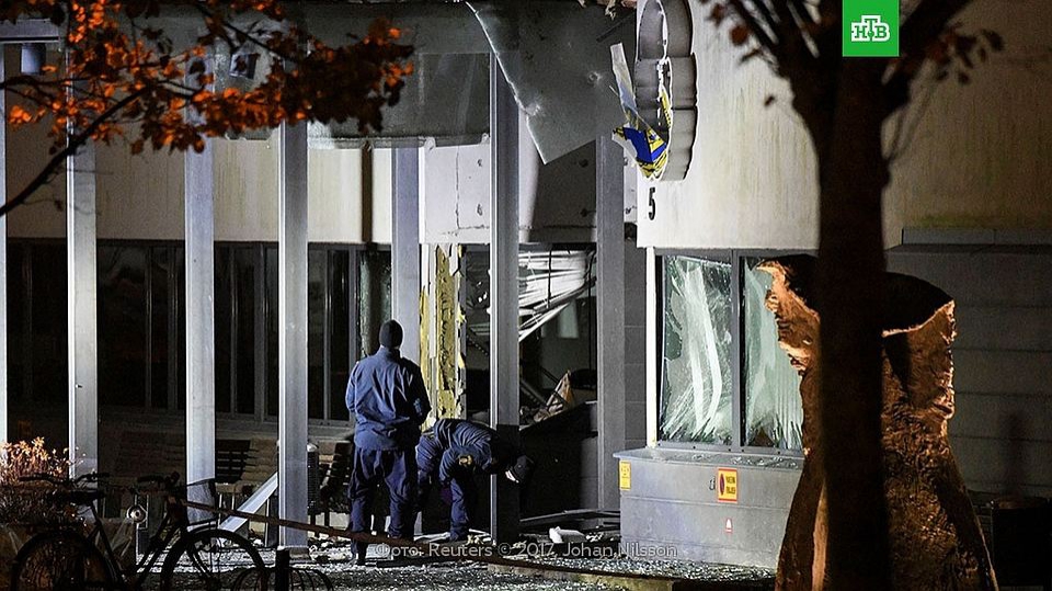 На юге Швеции прогремел взрыв у входа в полицейский участок